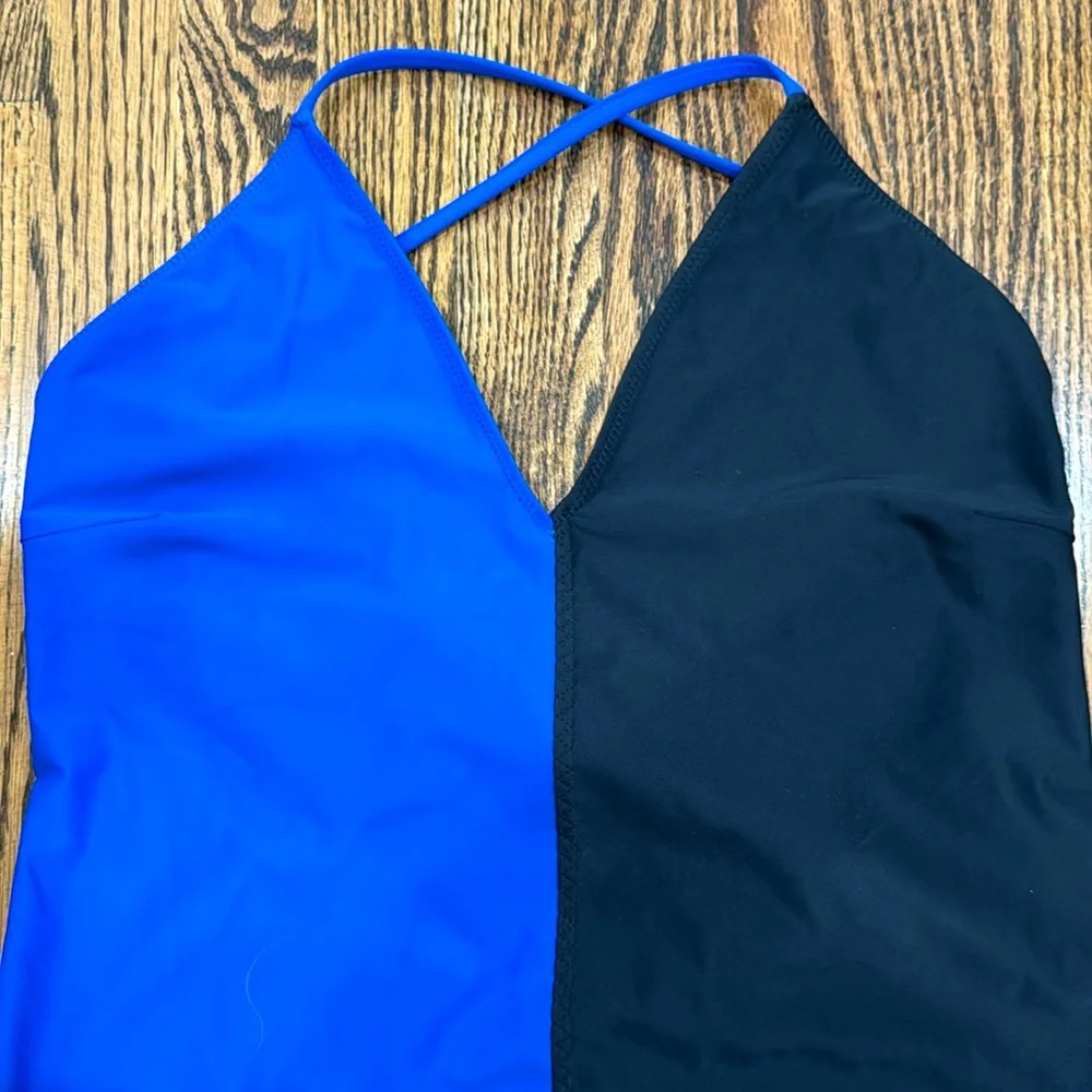 NWT ANSEA THE REVERSIBLE TIE BACK ONE PIECE IN BLACK AND BLUE - Picture 2 of 9